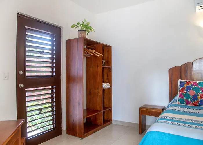 Casa Colibri Tankah Bed & Breakfast 4*