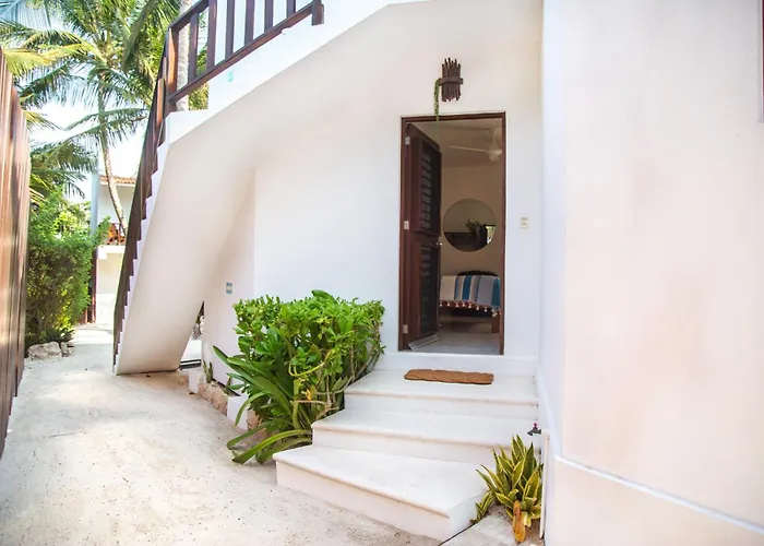 Casa Colibrí Tankah Bed and breakfast